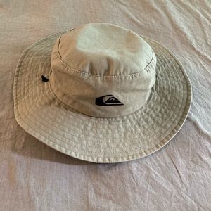 Quiksilver hat